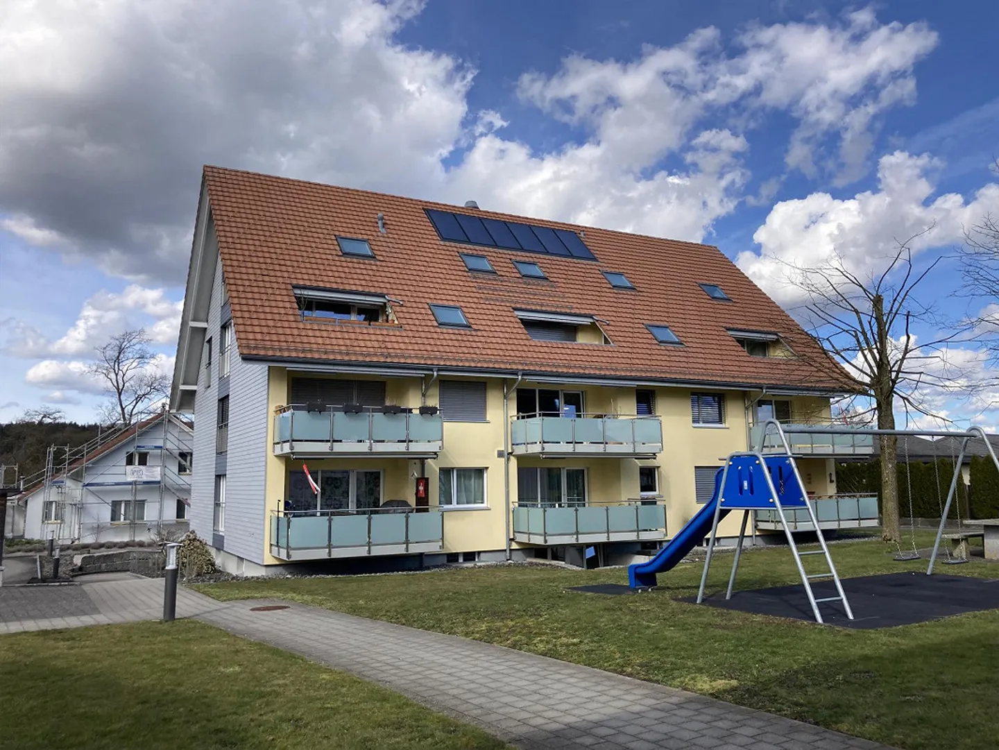 4.5 pièces / 107.5 m2 / central à Wolfwil - Photo 1 sur 6