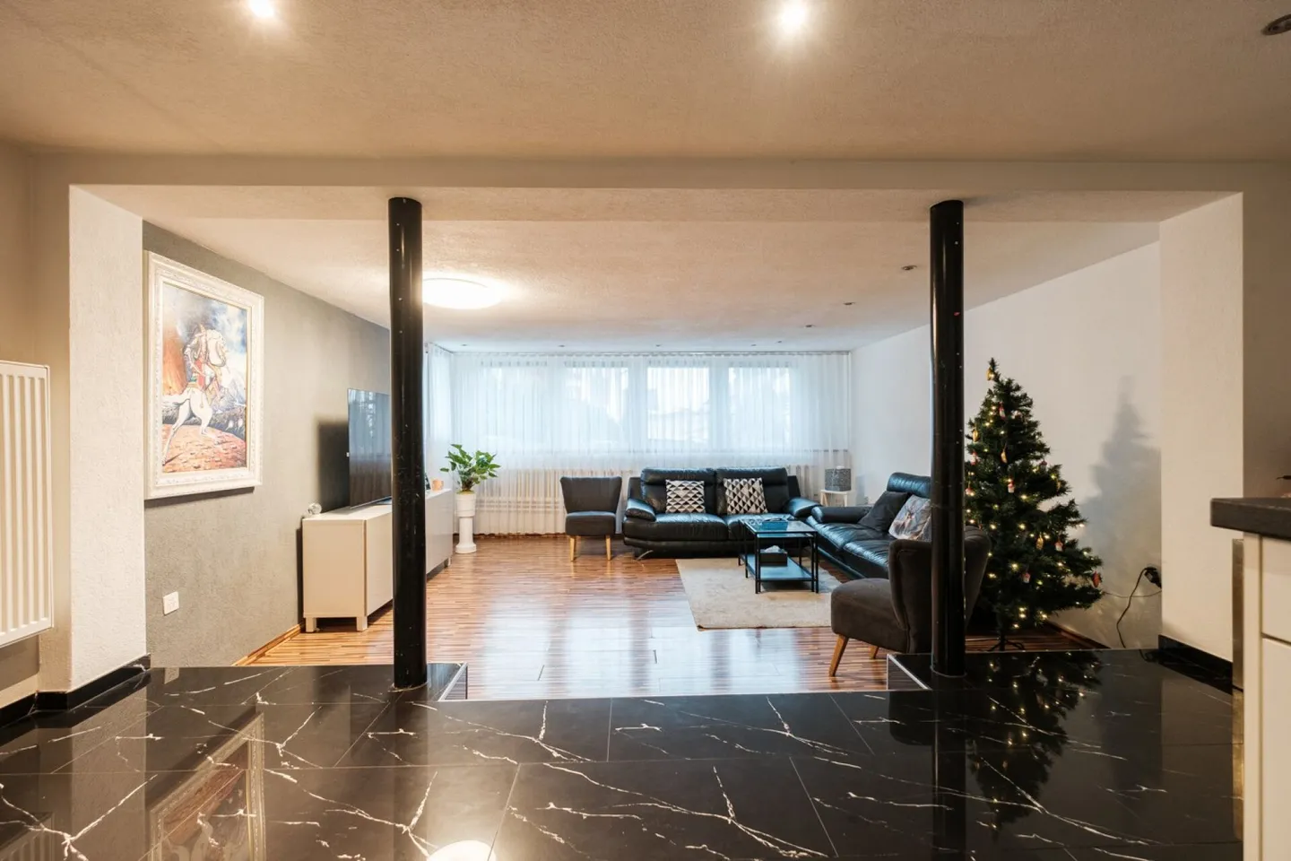 Maison familiale semi-détachée unique à Illnau-Effretikon - Photo 3 sur 16