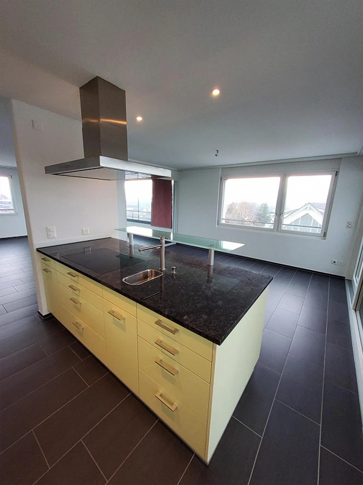 Attico da sogno con vista sul lago e sulle montagne - Foto 4 di 8