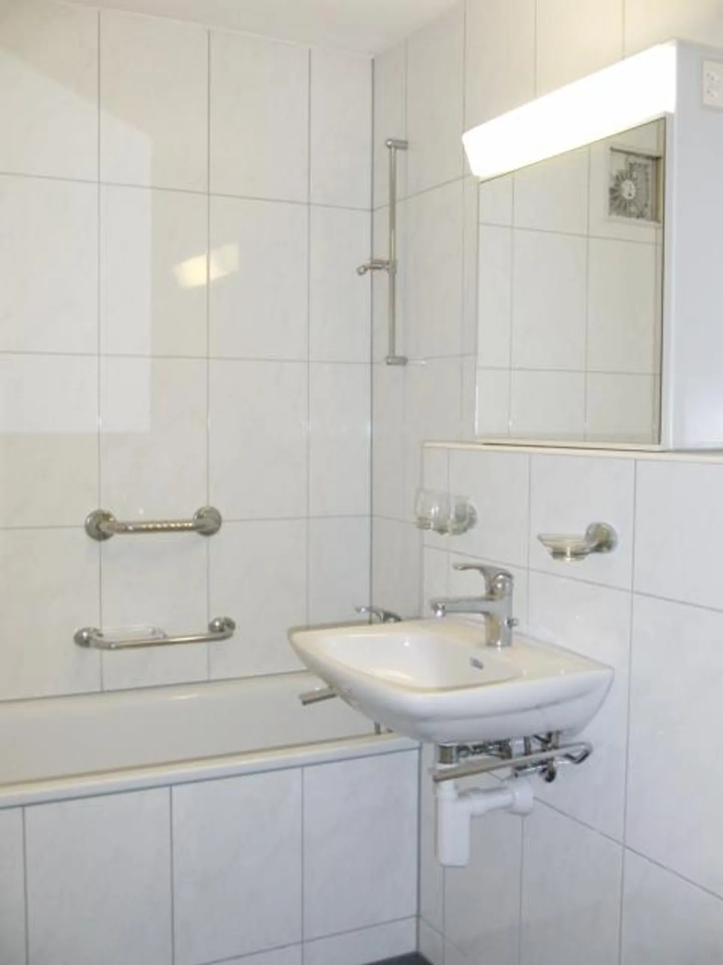 Bright 2.5-room apartment in Oftringen on the 3rd floor - Photo 4 of 5