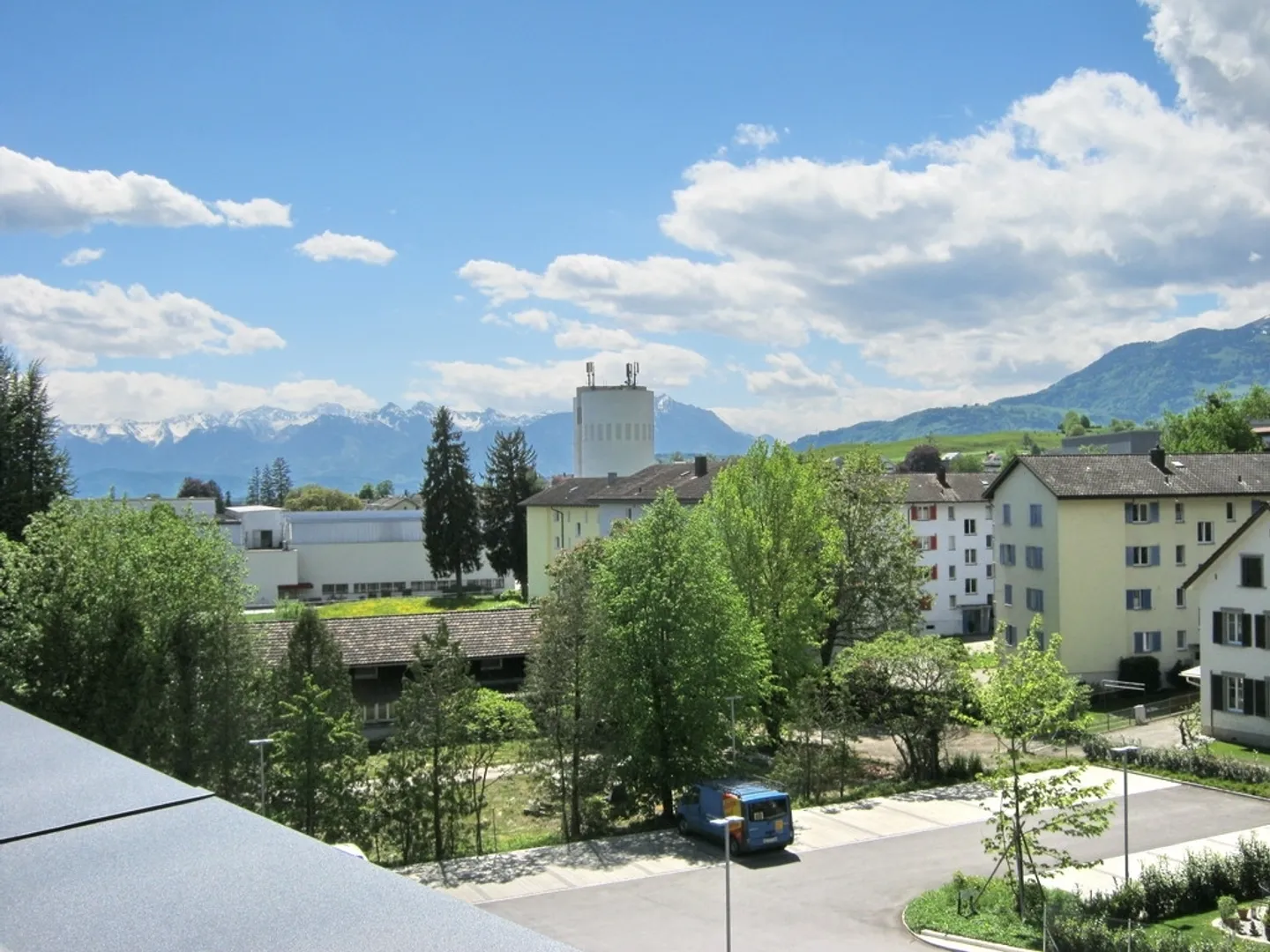 Appartement 3,5 pièces avec vue panoramique - Photo 3 sur 17