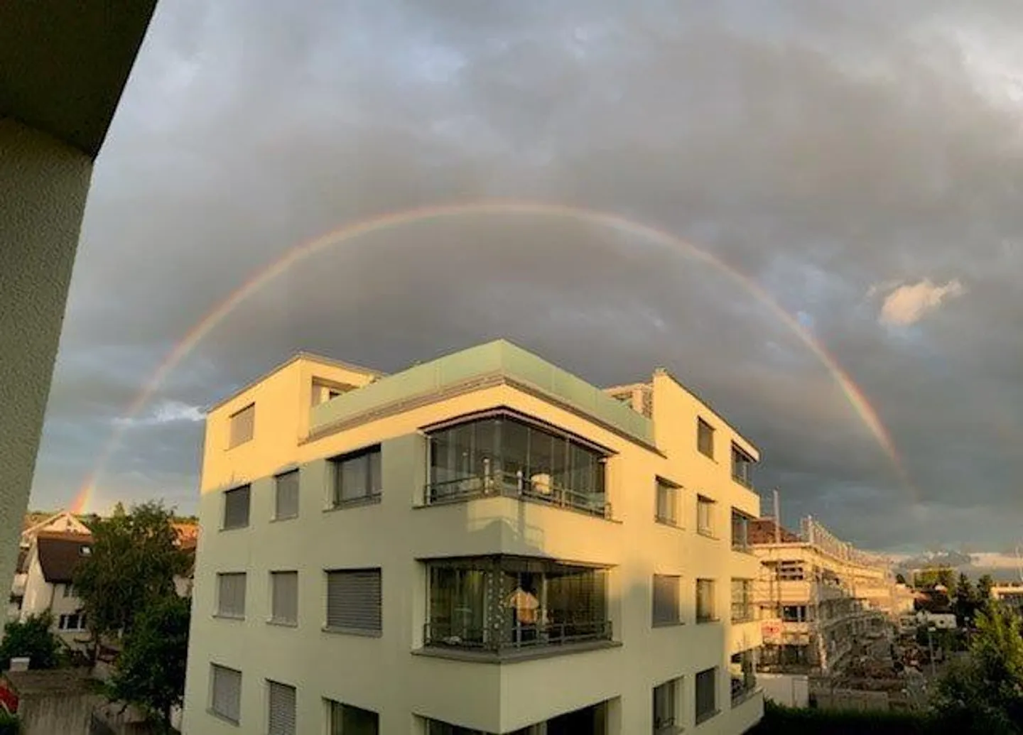 Attico da sogno con vista sul lago e sulle montagne - Foto 8 di 8