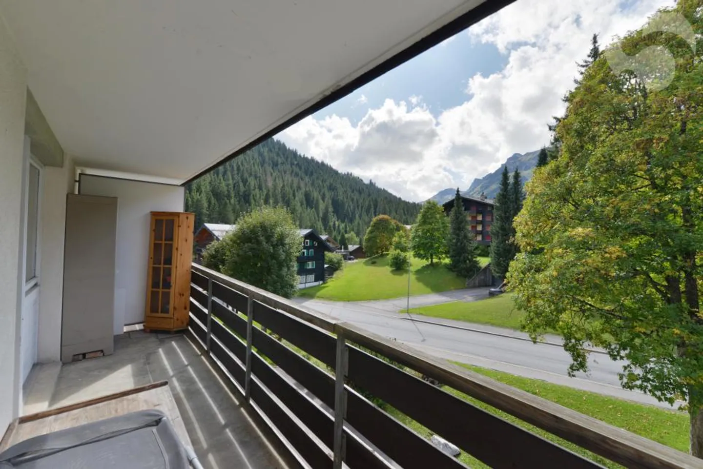 Studio directly on the ski slopes with balcony and indoor swimming pool - Photo 6 of 7