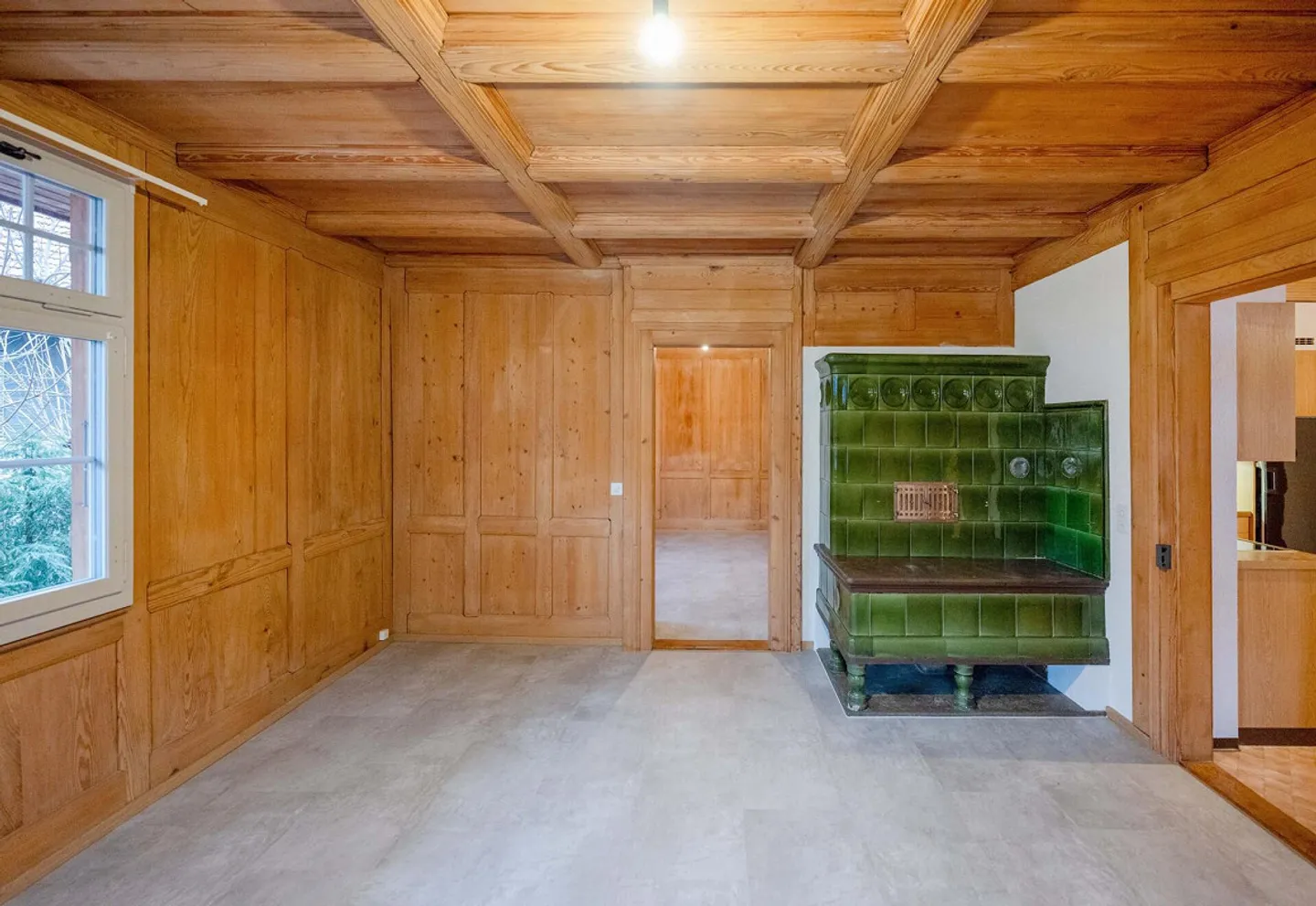 Investment property with potential - Perfectly combined living & commercial. - Photo 15 of 16