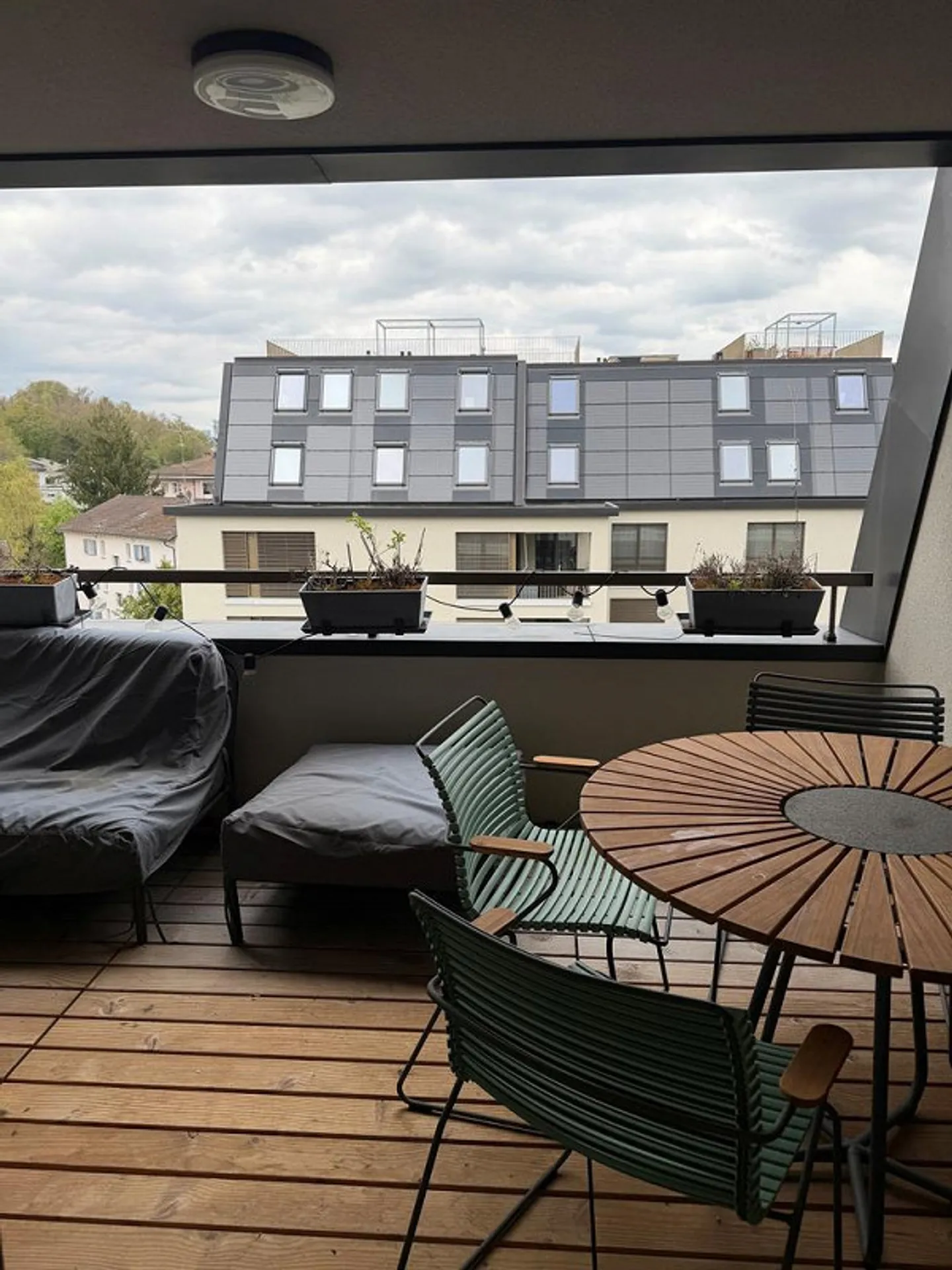 Appartement moderne et confortable de 3,5 pièces avec loggia à Uster - Photo 7 sur 8