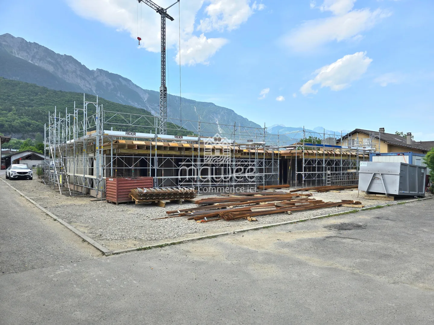 New development of 4 contemporary villas of 5.5 or 6.5 rooms - Photo 4 of 11
