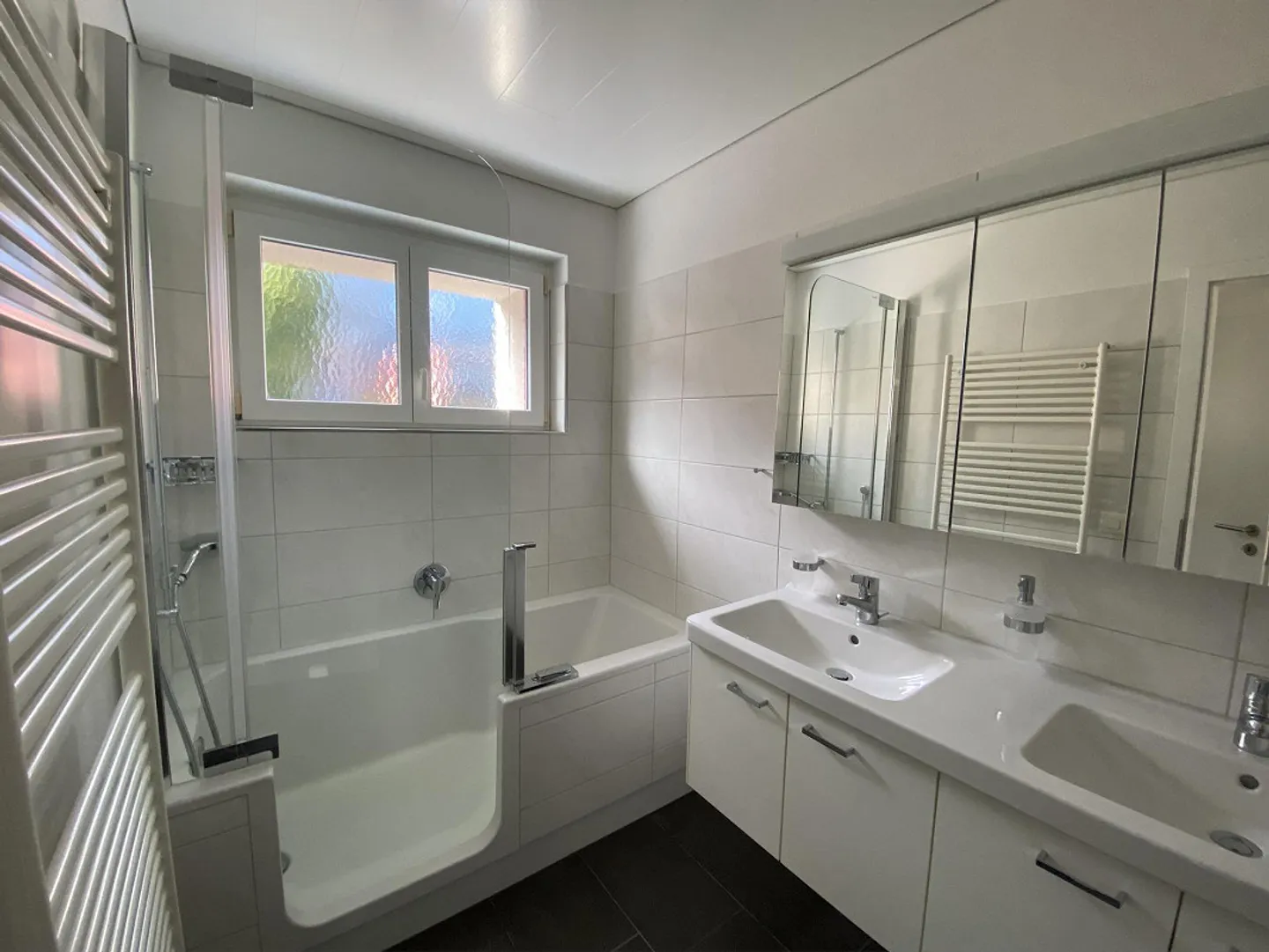 Appartamento 4½ locali ristrutturato con ampio balcone - Foto 8 di 8