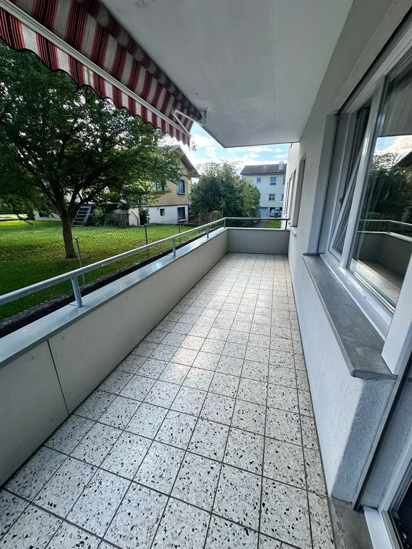 Bright 4-room apartment on the raised ground floor - Photo 9 of 12