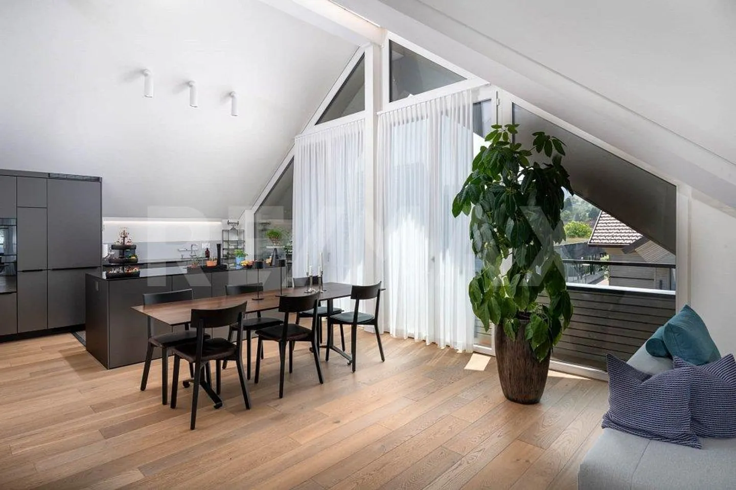 «4.5 Room apartment» - Photo 6 sur 13