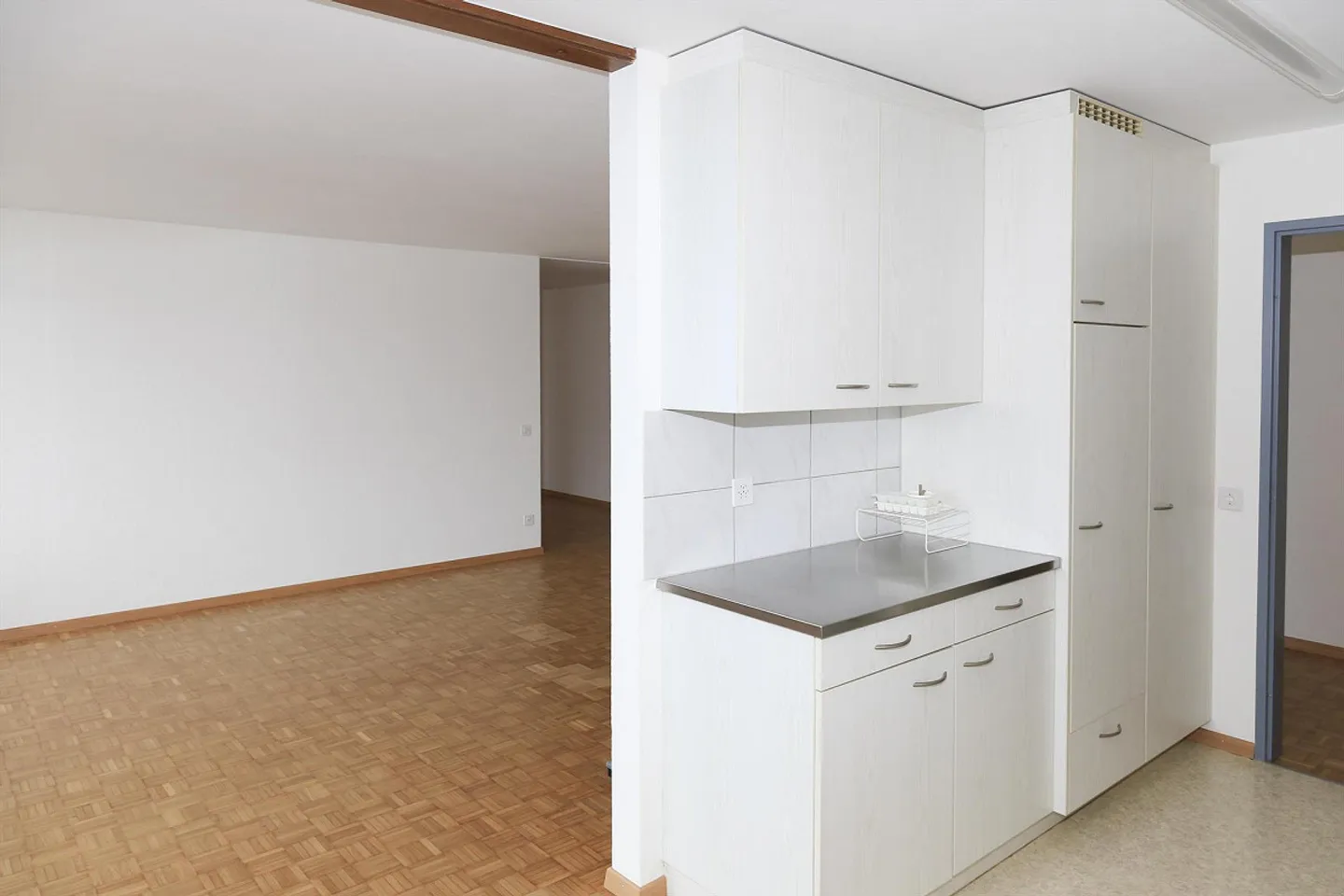 3.5 Room Apartment in Sarnen - Photo 4 of 11