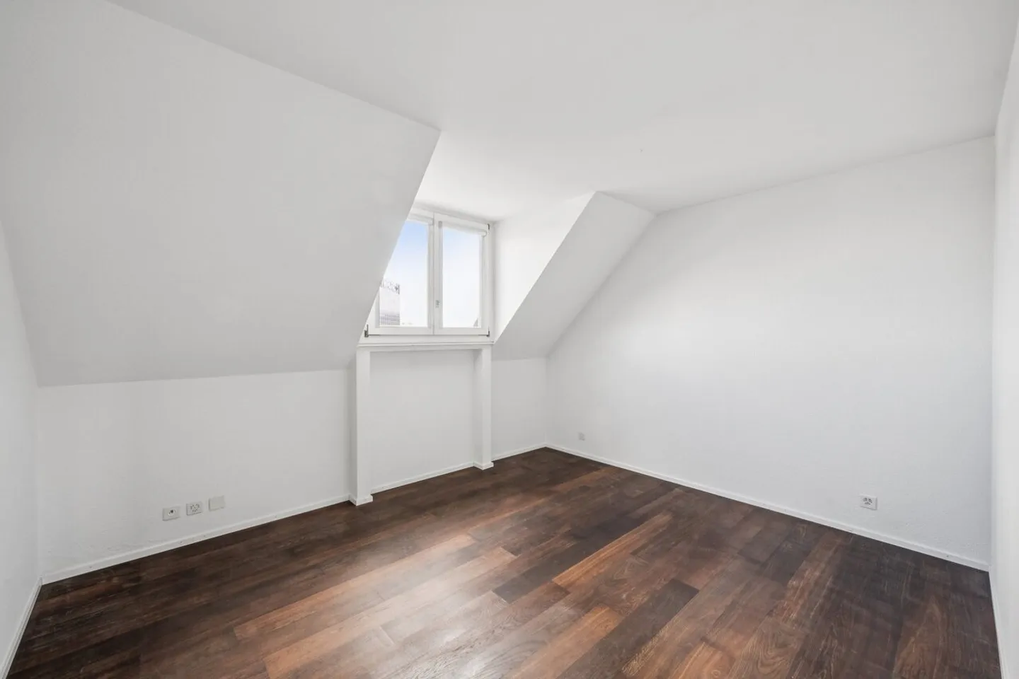 Living in Gundeli - Stylish Maisonette with 2 Terraces - Photo 3 of 5