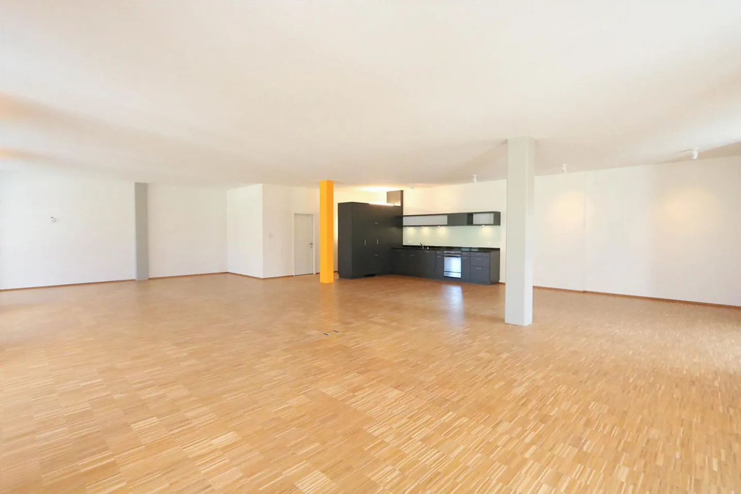 Geräumige Loftwohnung mit Balkon - Foto 5 von 8