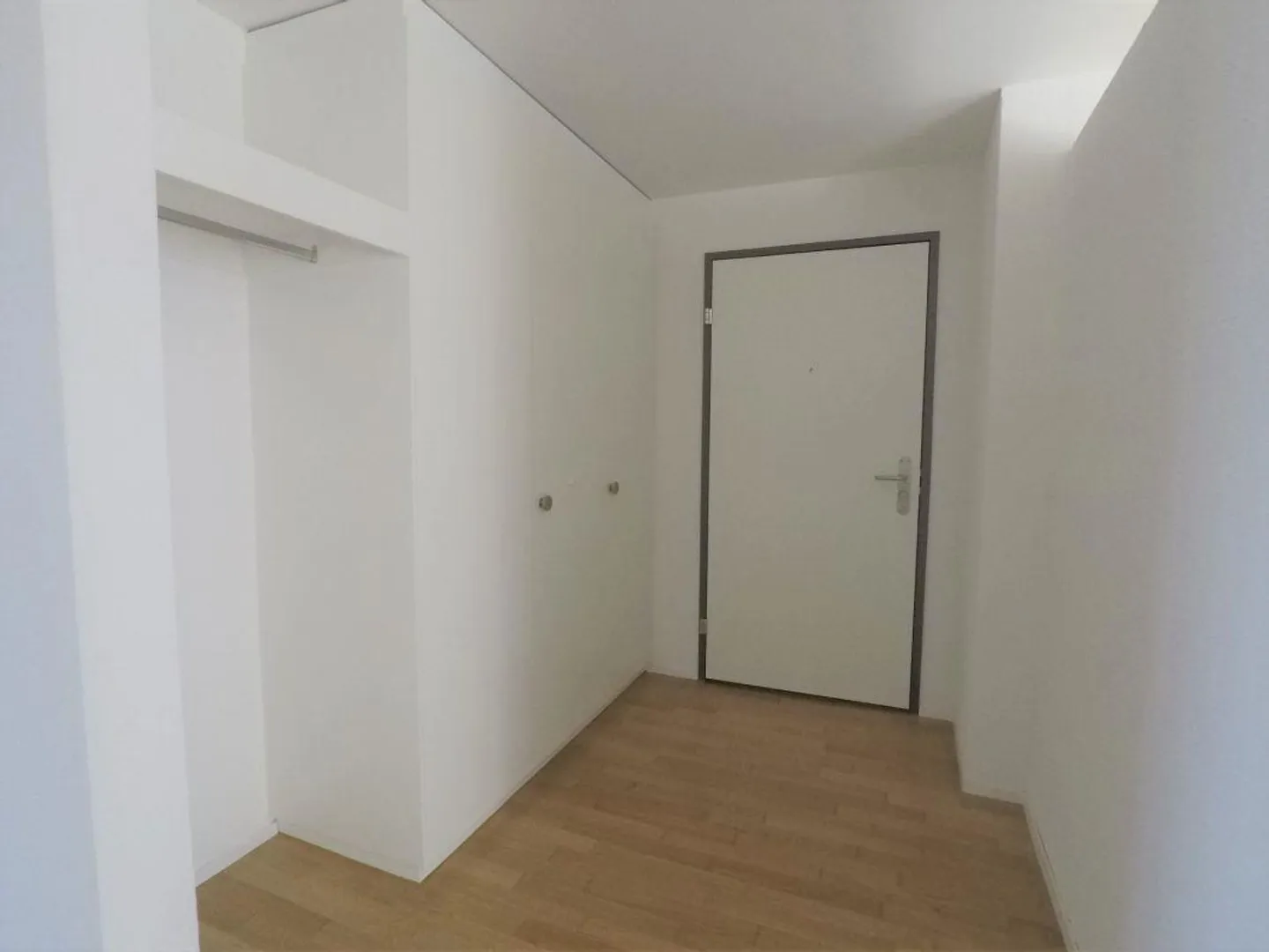 Appartement spacieux avec commodités modernes - Photo 8 sur 12