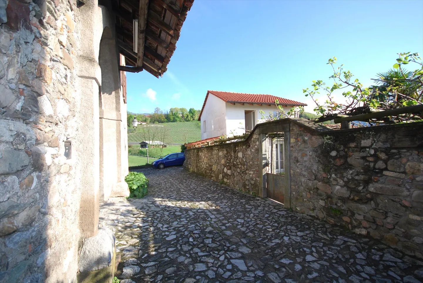 Casa unifamiliare accogliente con 4,5 stanze in posizione privilegiata a S. Pietro di Stabio - Foto 7 di 8