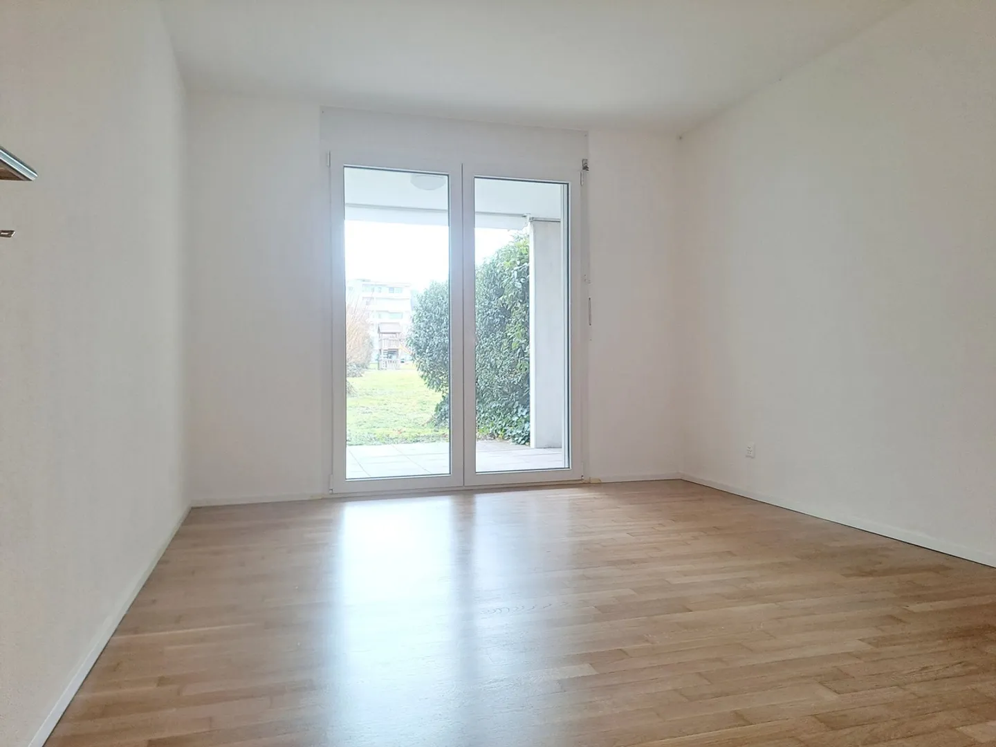 Appartement spacieux avec terrasse - Photo 4 sur 14