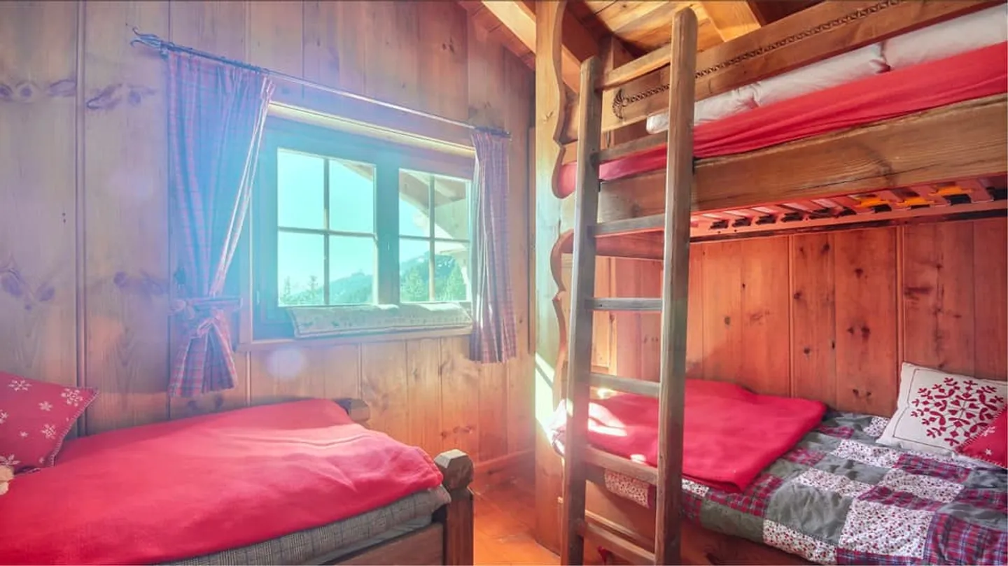 LOCATION Family Chalet with panoramic view of the Alps - Photo 7 of 13