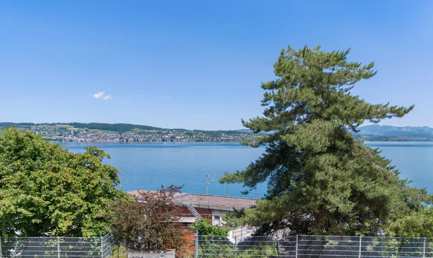 Chalet mit Seeblick-Potenzial - Foto 7 von 8