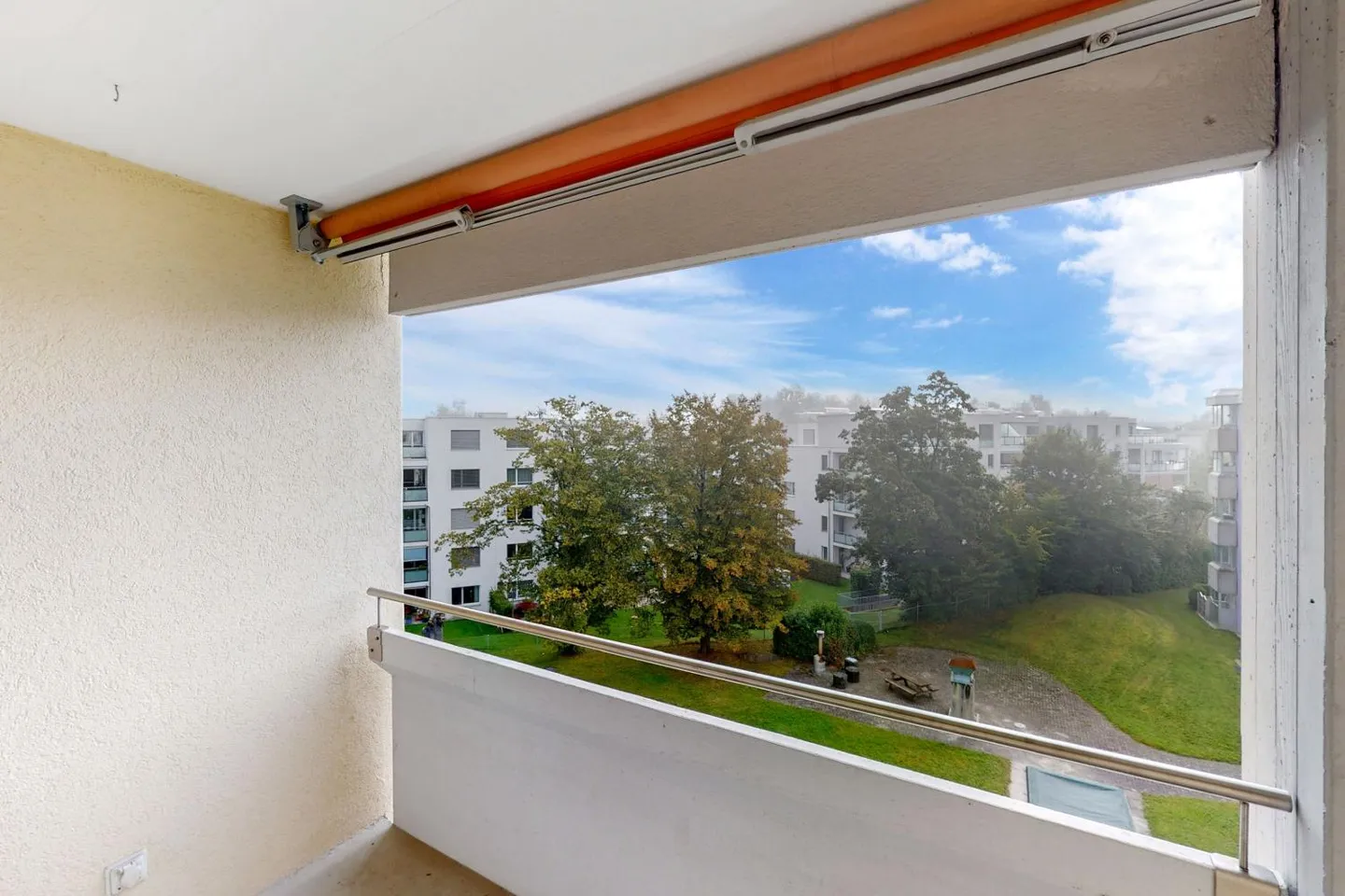 Charming apartment is looking for you! - Photo 8 of 8