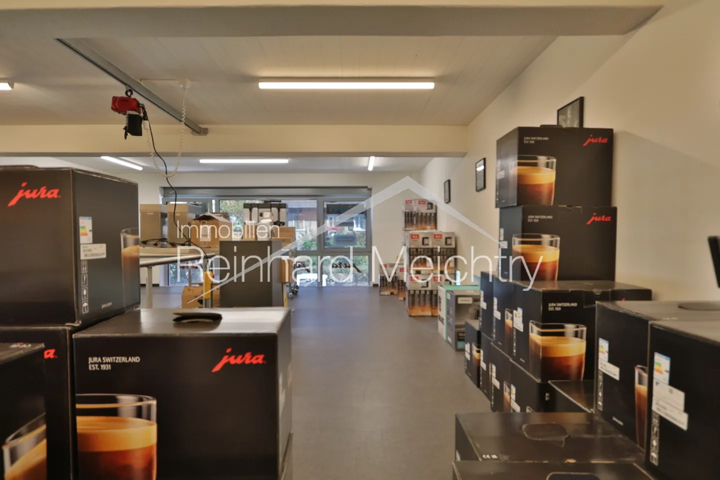 Negozio con ufficio sul retro in affitto in una posizione privilegiata - Foto 10 di 22