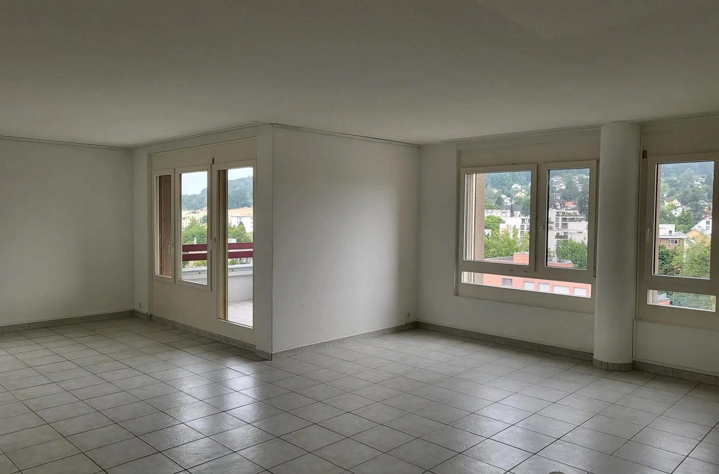 Geräumige 4.5 Zimmer Wohnung - Foto 4 von 9