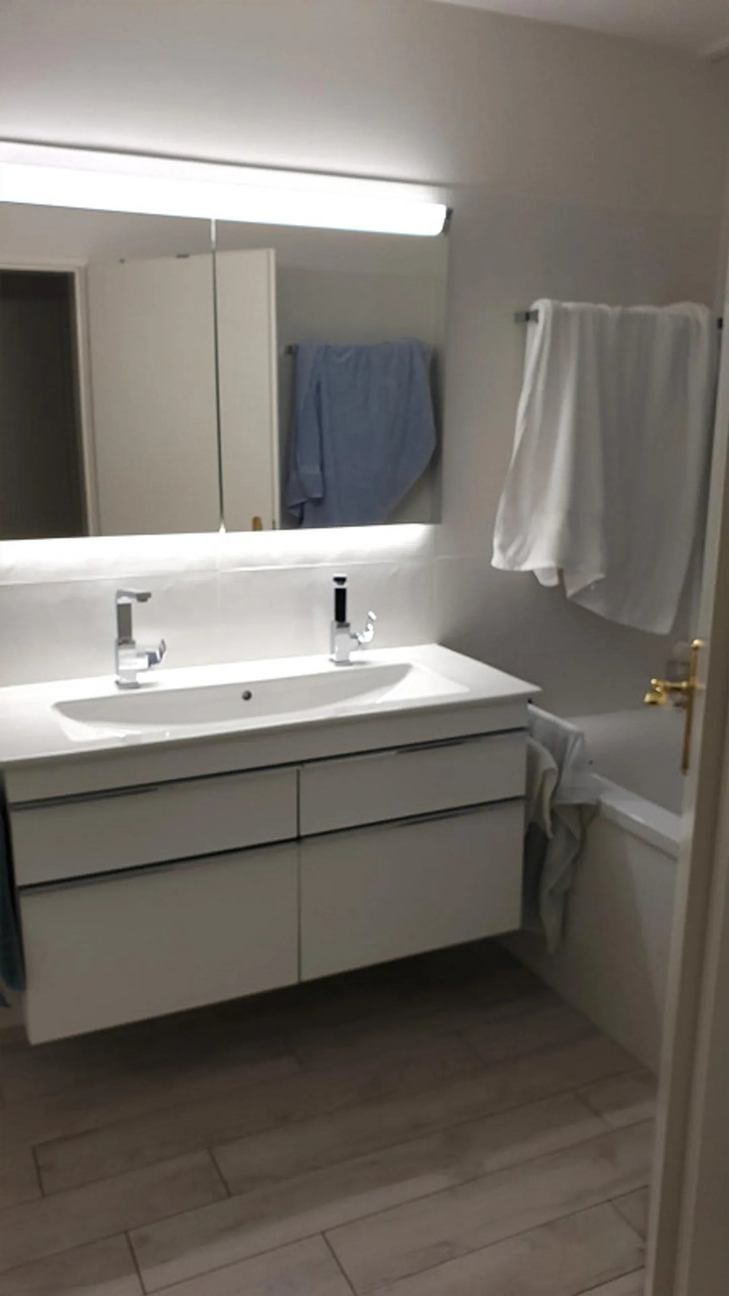 Geräumige 4.5 Zimmer Wohnung - Foto 9 von 9
