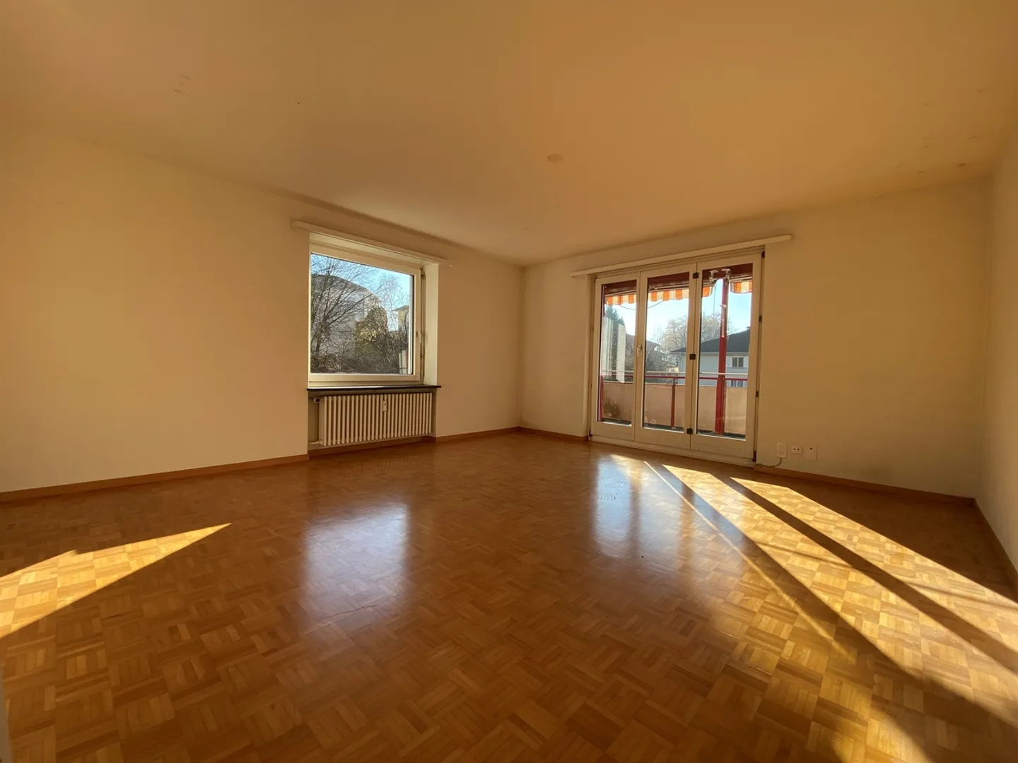 Quartiere residenziale tranquillo e soleggiato - Foto 2 di 6
