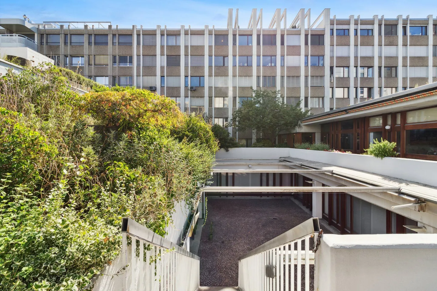 Representative business or residential address in the heart of Zurich! - Photo 36 of 45