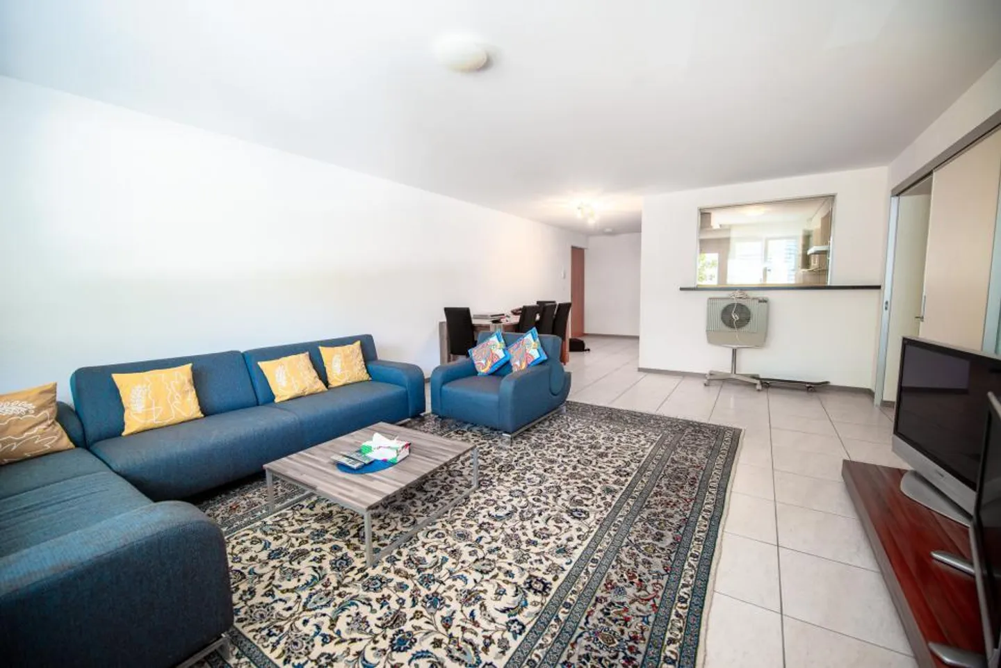 Furnished apartment for rent - Photo 2 of 9