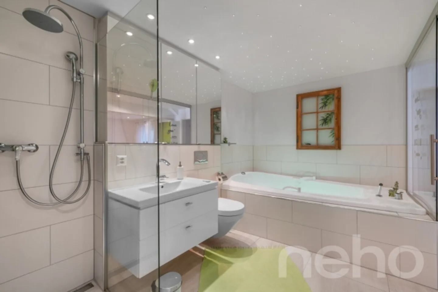 Stylishly renovated two-family house in a central location - Photo 8 of 13