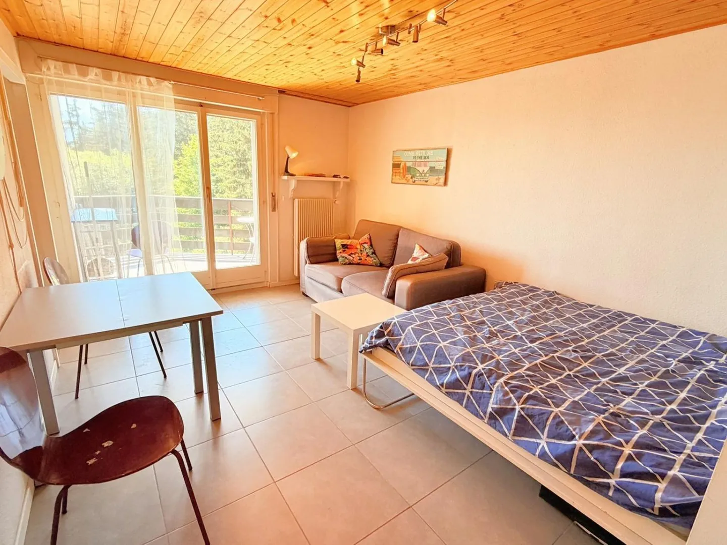 Geräumiges und helles 1,5-Zimmer-Studio - Sehr gut gelegen - Sehr ruhiger Ort - Foto 1 von 15