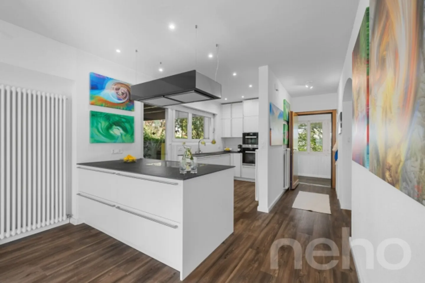 Stylishly renovated two-family house in a central location - Photo 10 of 13