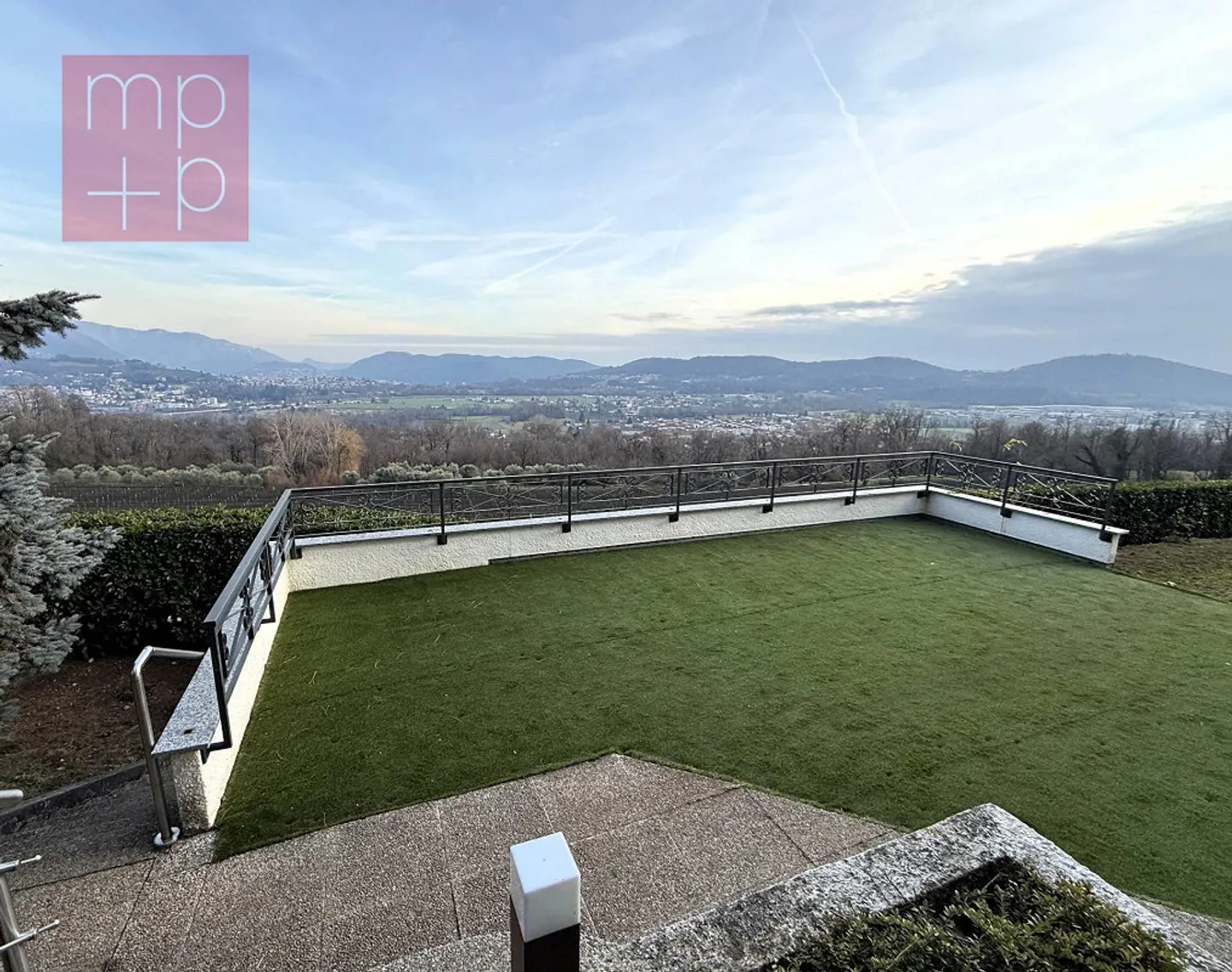 Villa - Besazio - Photo 1 sur 8
