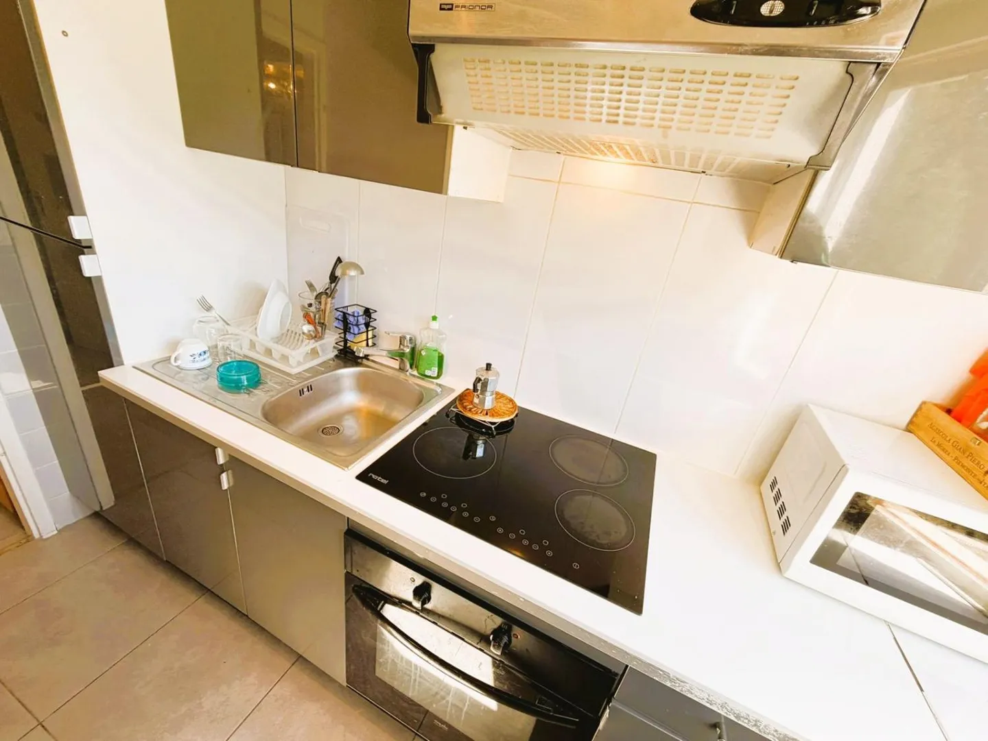 Geräumiges und helles 1,5-Zimmer-Studio - Sehr gut gelegen - Sehr ruhiger Ort - Foto 9 von 15