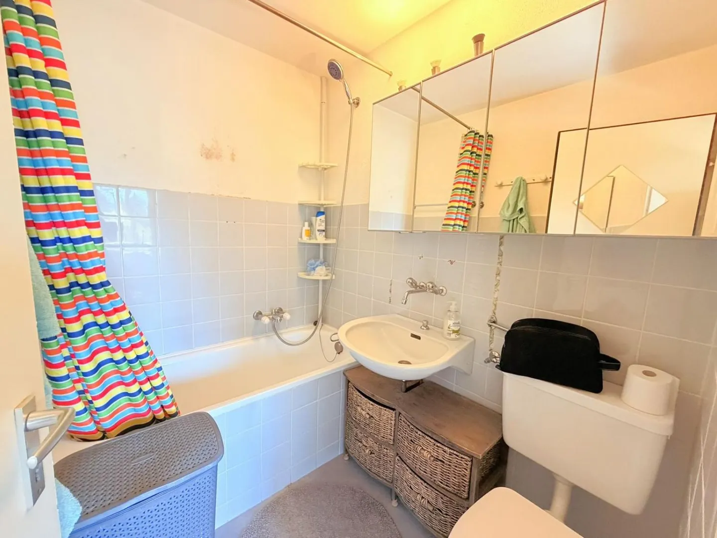 Geräumiges und helles 1,5-Zimmer-Studio - Sehr gut gelegen - Sehr ruhiger Ort - Foto 10 von 15