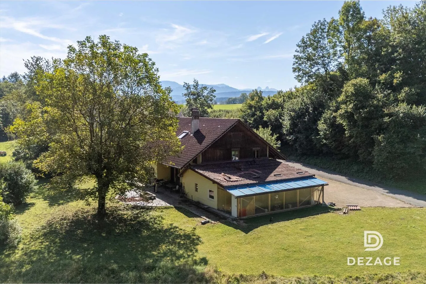 Casa con bei volumi, comfort e spazio indipendente possibile nel cuore di un c - Foto 3 di 13