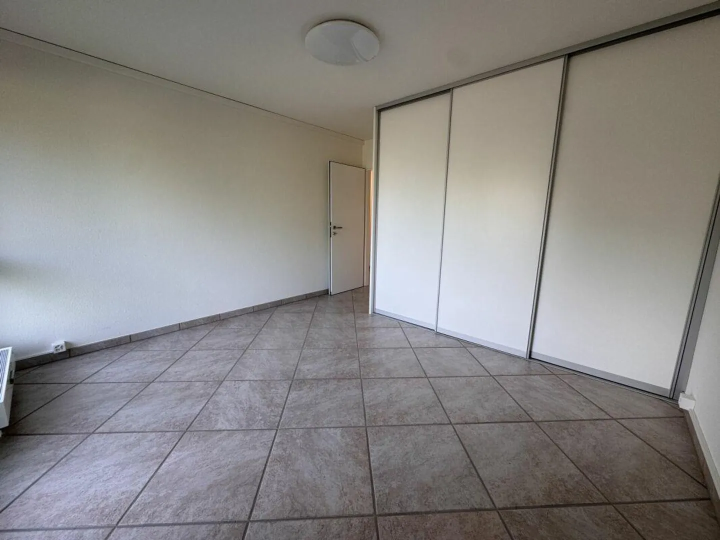 Moderne Wohnung mit Parkblick - Foto 5 von 11