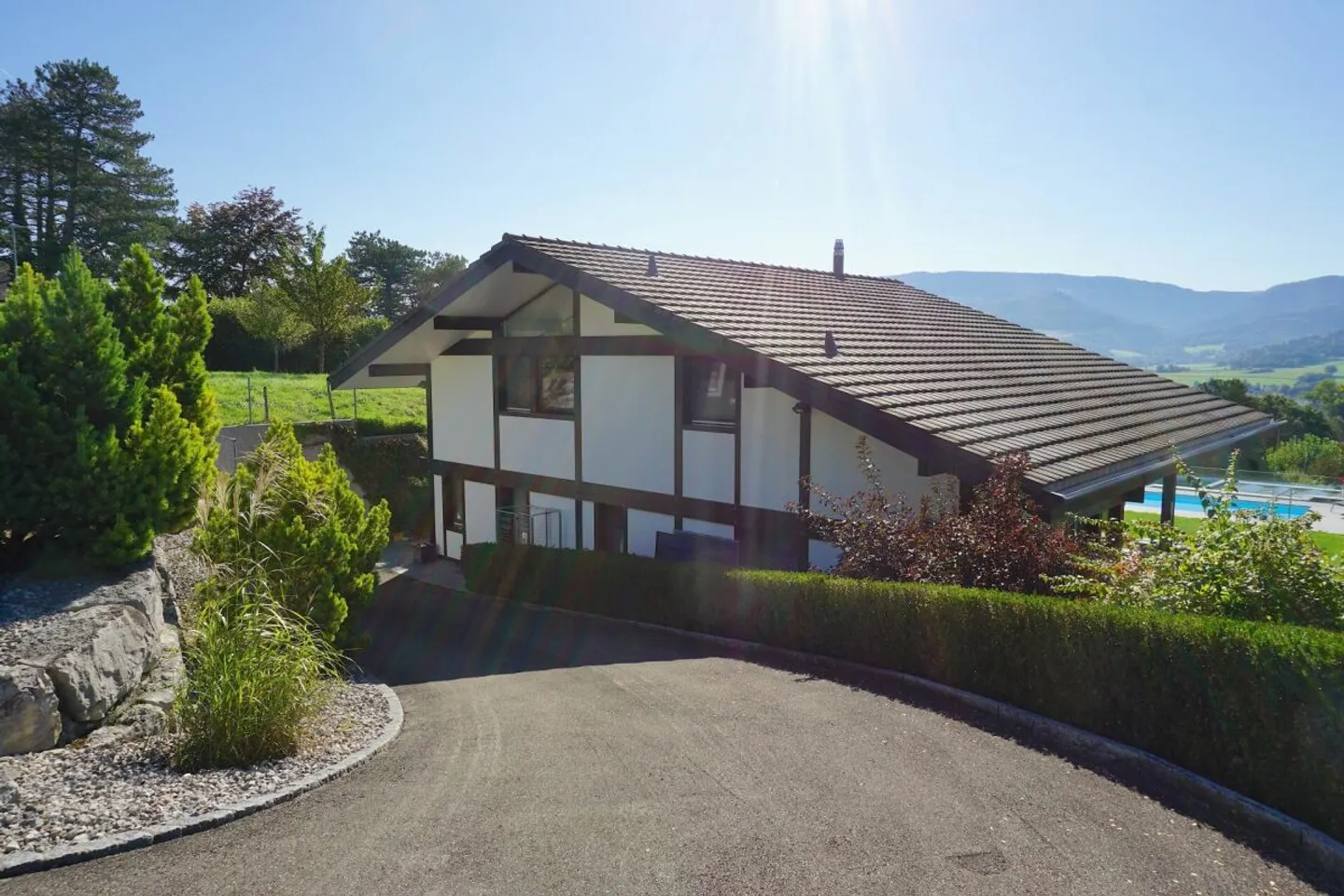 Luxuriöse Villa mit Pool - Foto 2 von 15