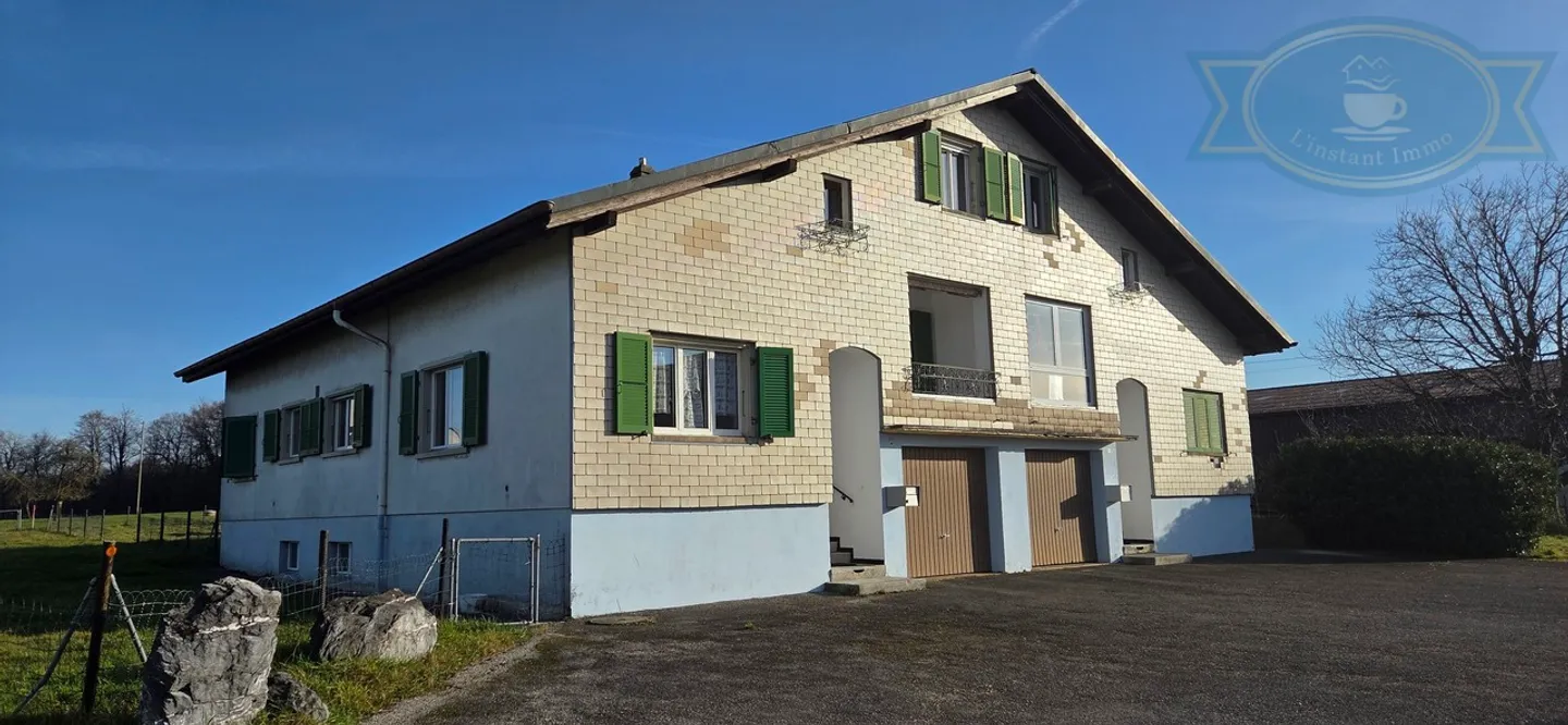 Casa con grande terreno nel mezzo della natura - Foto 2 di 17