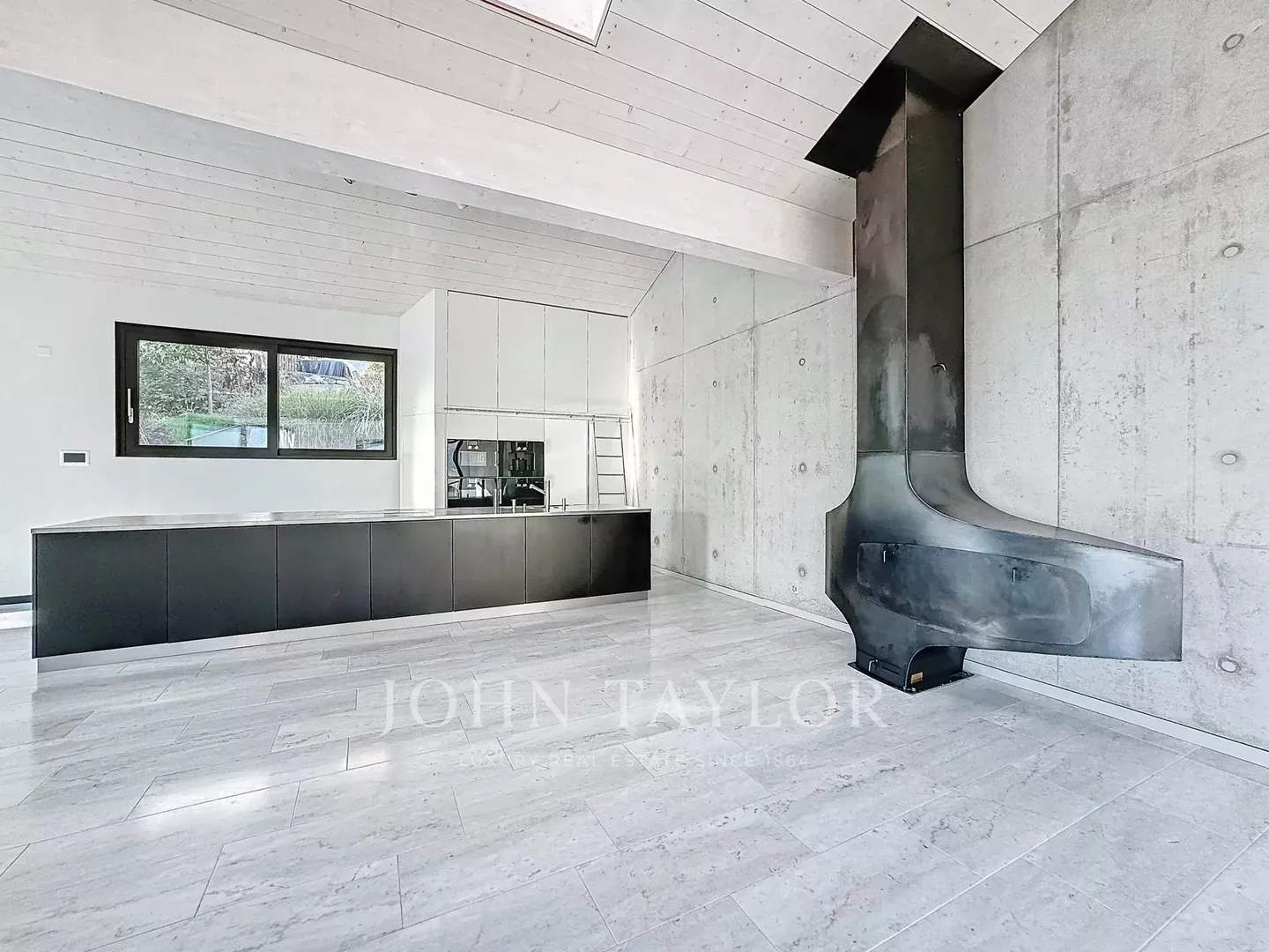 Extraordinary Architect Villa in Fully - Photo 4 of 17