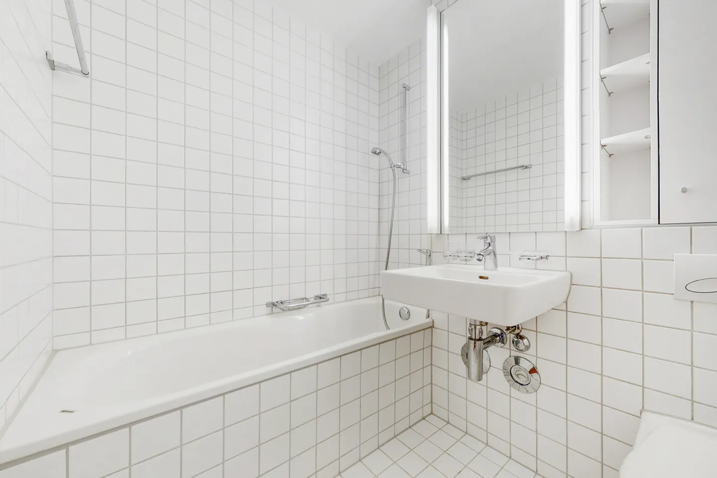 Charming 4.5-Room Apartment - Photo 8 of 10