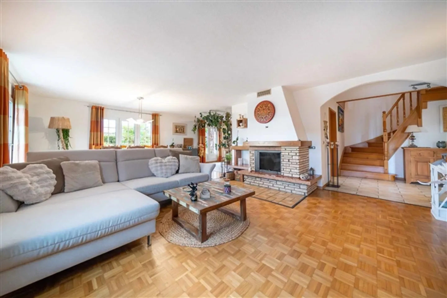 «6.5 Zimmer-Villa mit Terrasse und Garten» - Foto 1 von 12