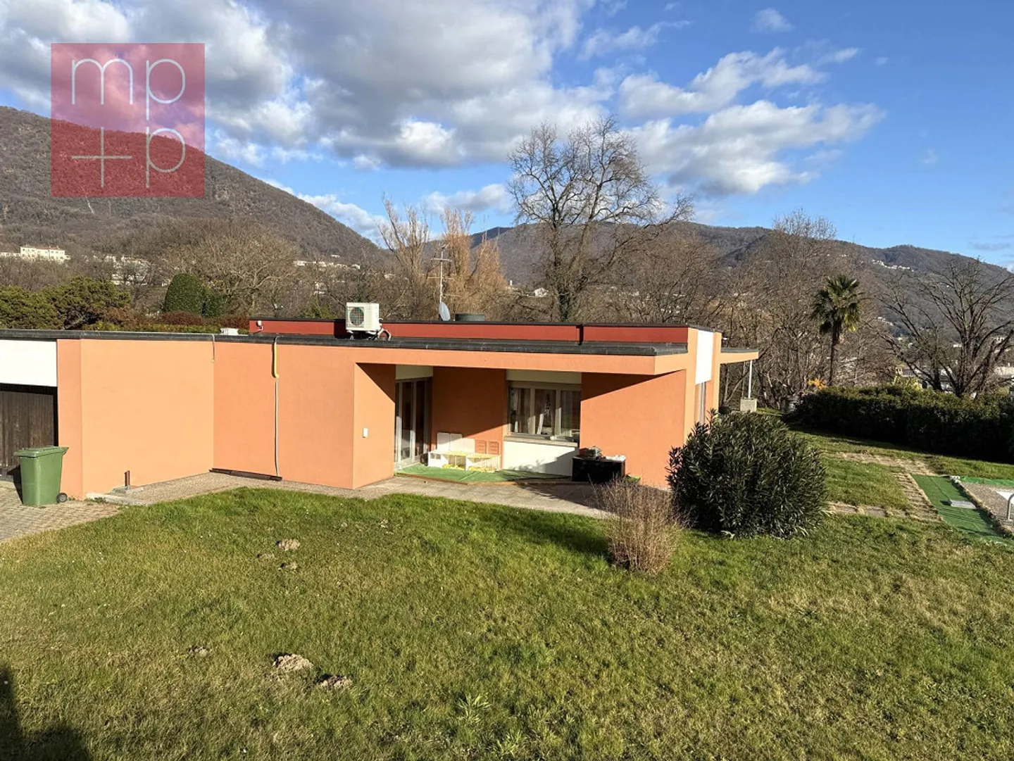 Villa - Coldrerio - Foto 2 von 8