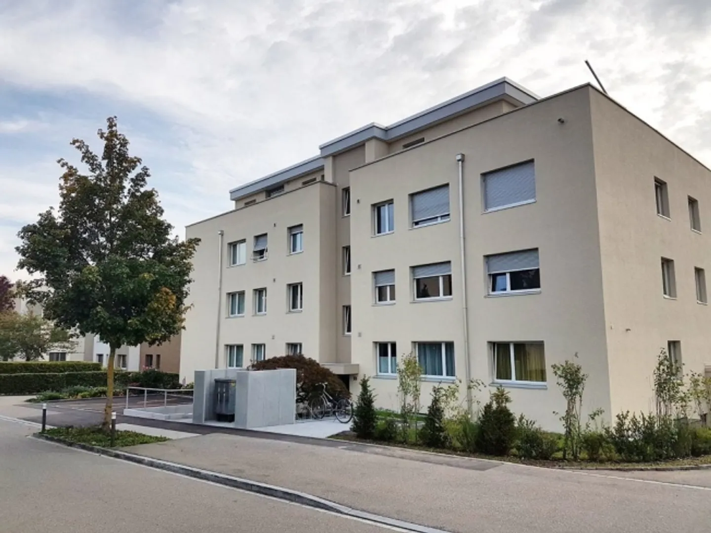 Bright 2.5-Room Apartment in Uster - Photo 1 of 1