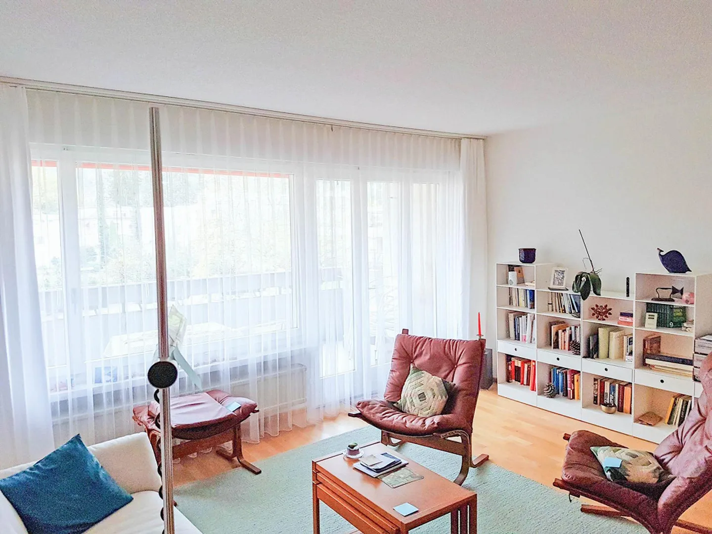 Charmante Wohnung mit Stadtblick - Foto 3 von 8