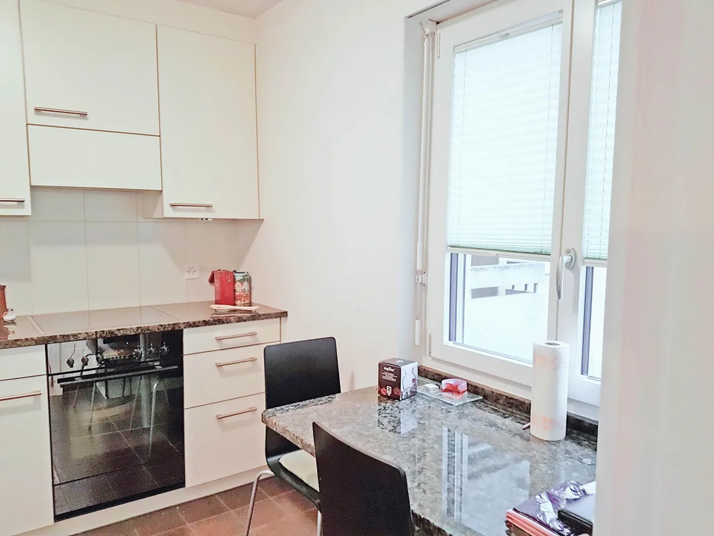 Charmante Wohnung mit Stadtblick - Foto 6 von 8
