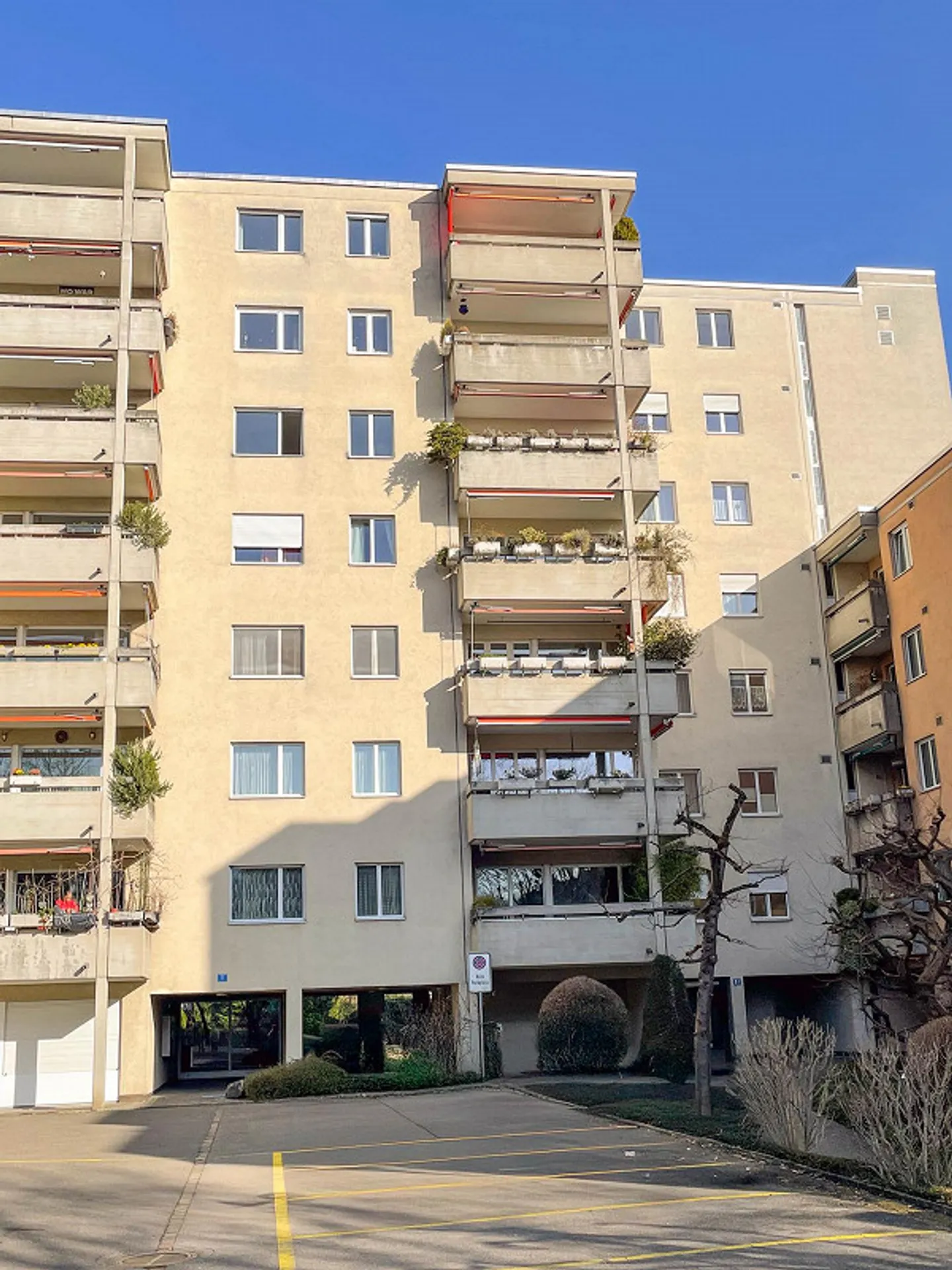 Charmante Wohnung mit Stadtblick - Foto 1 von 8