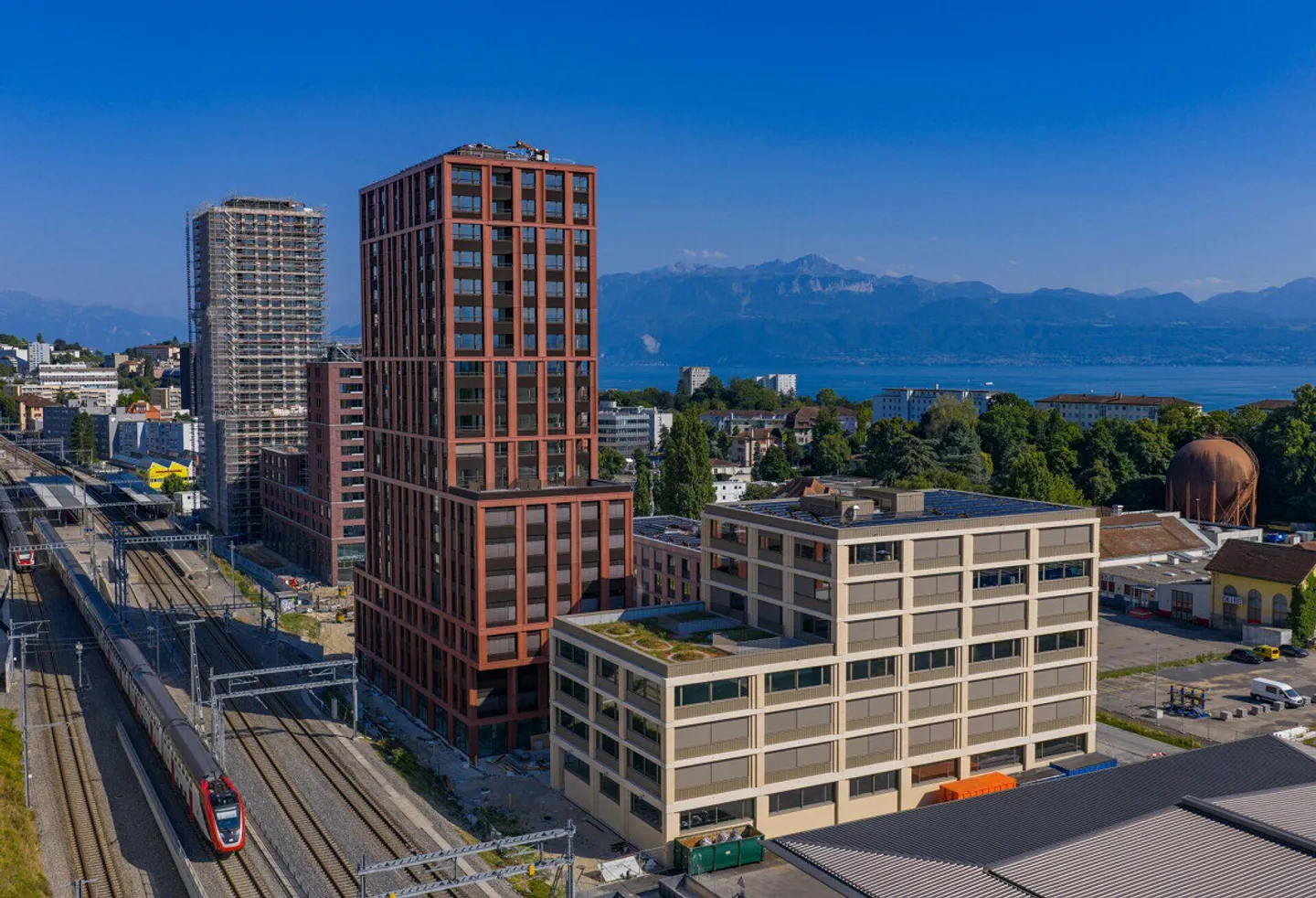 Stunning new offices for rent in Central Malley - Photo 1 of 6