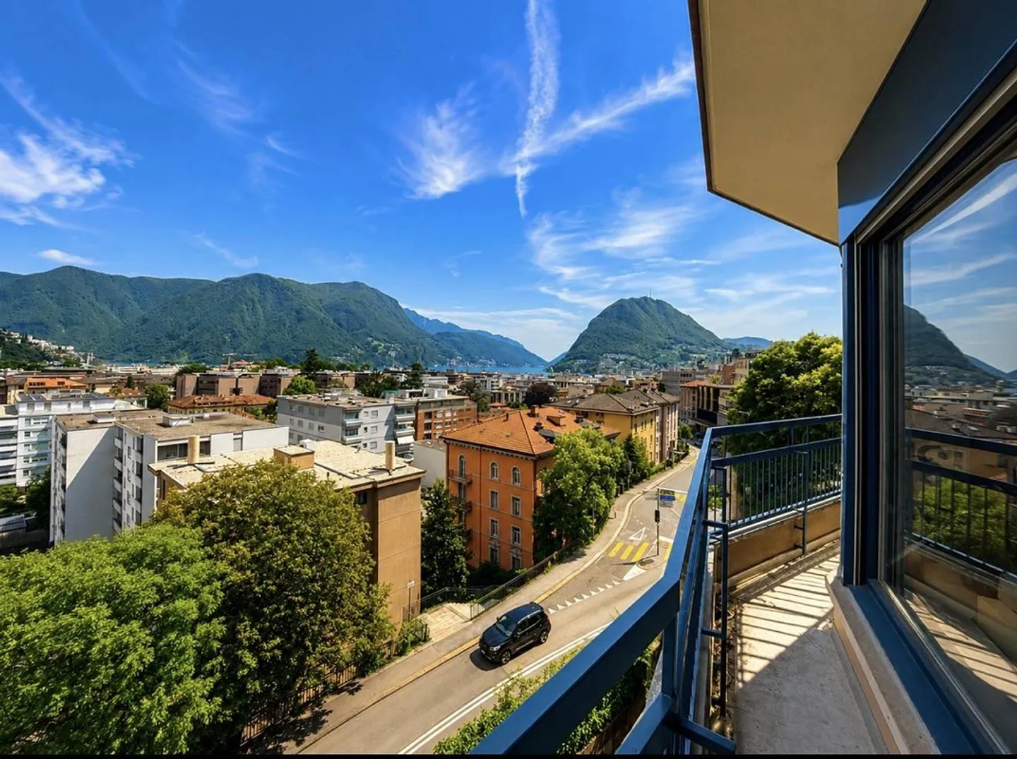 Helles 4,5-Zimmer-Apartment mit Panoramablick in Lugano - Foto 1 von 6