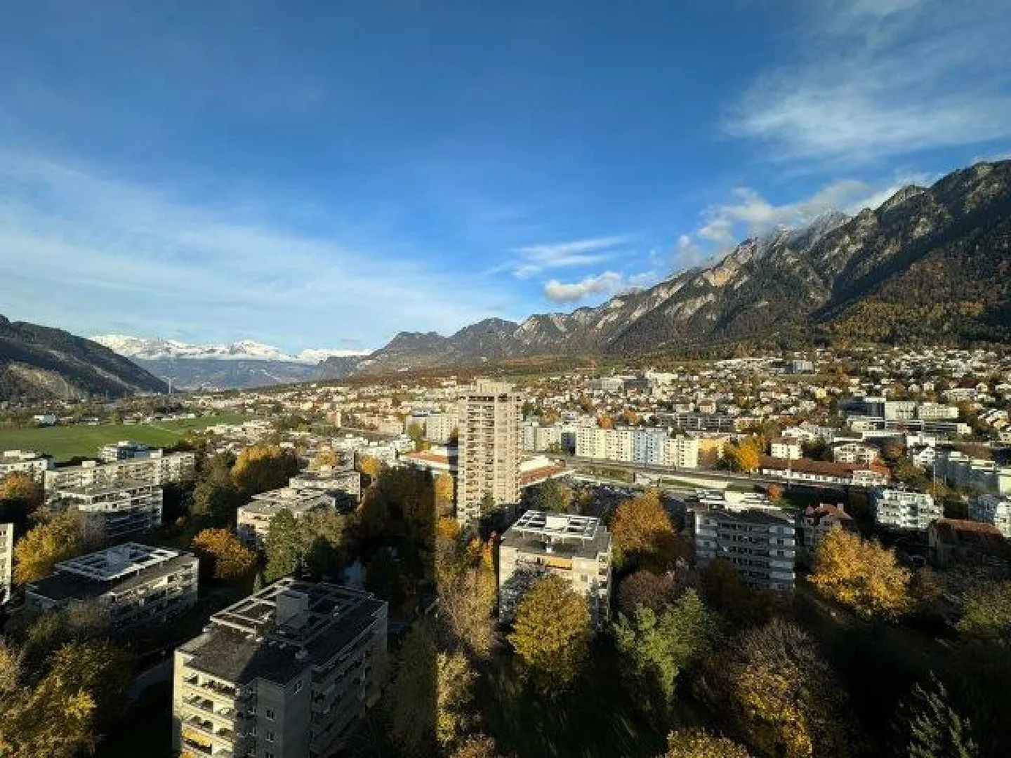 Grande, confortable appartement, maintenant à louer! - Photo 1 sur 11