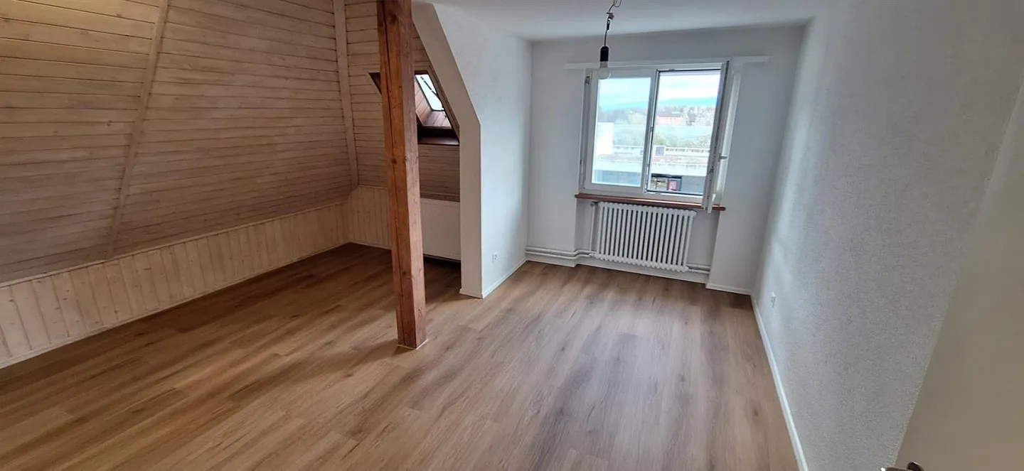 Helle Wohnung mit gutem Verkehrsanschluss - Foto 12 von 14